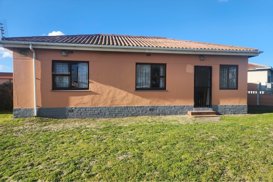 3 Bedroom Property for Sale in Ruyterwacht Western Cape